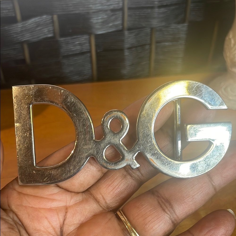 D&G Shiny Metallic Belt Buckle